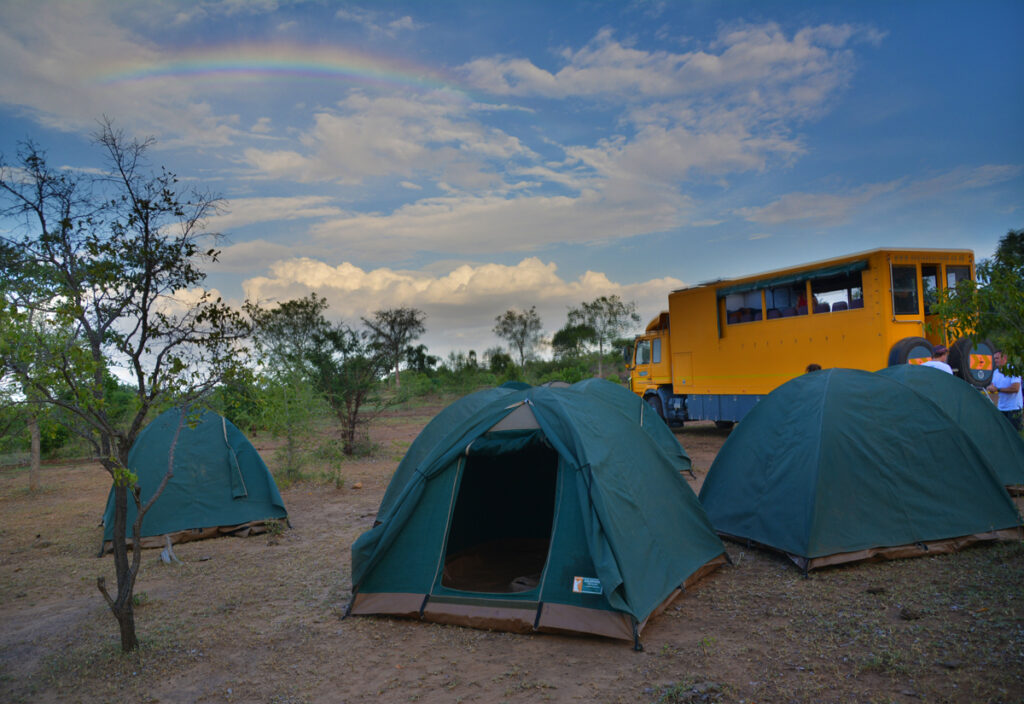 Africa tour bus - Oasis Overland