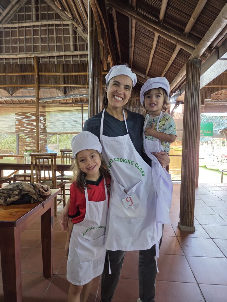 Family cooking class in Hoi An