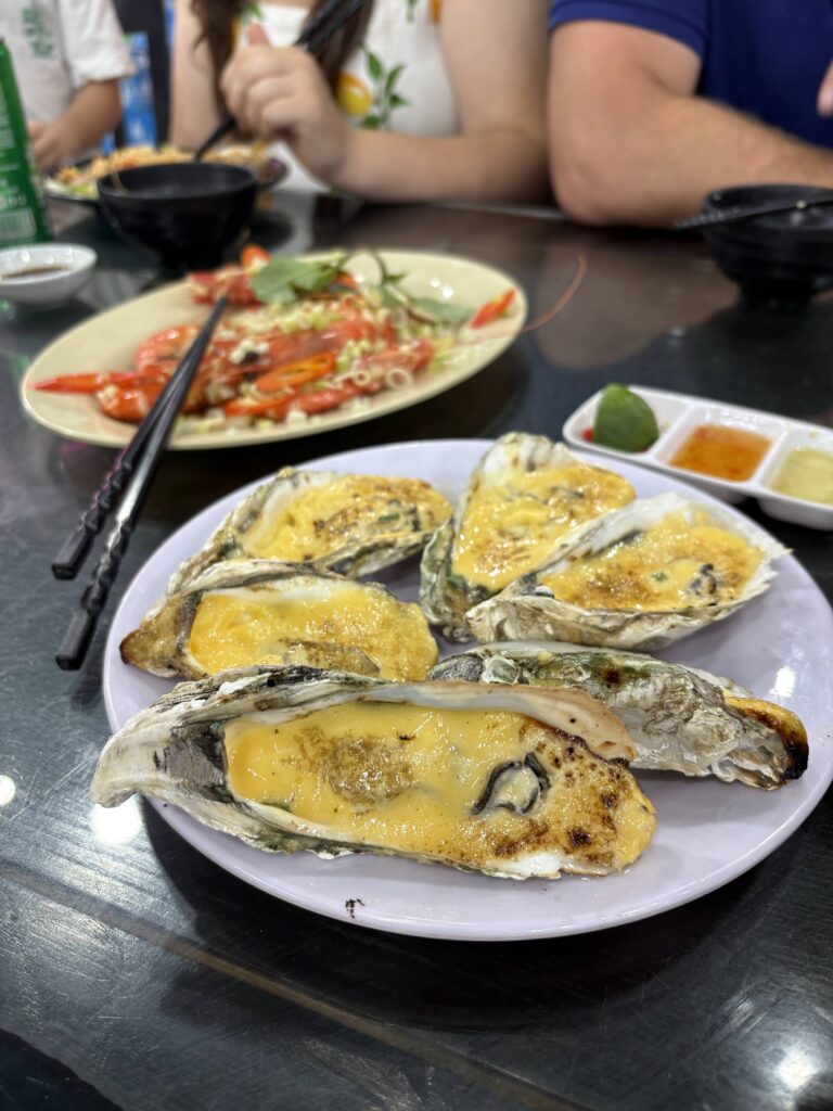 Homemade grilled oysters in Da Nang 