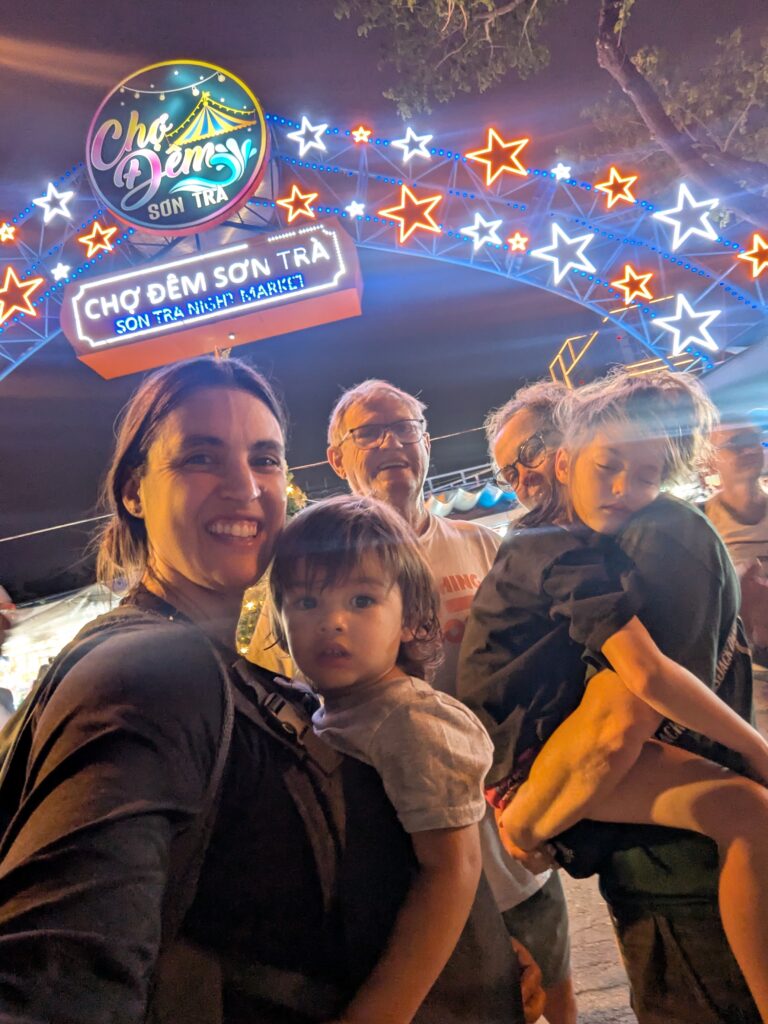 Da Nang night markets family with kids